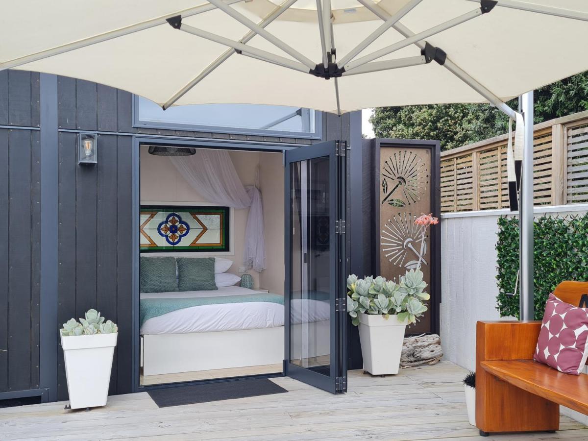 Aroha Tiny House Peka Peka Apartment Waikanae Exterior foto